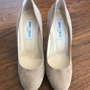 JIMMY CHOO PUMP STYLE SHOES